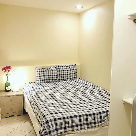 New Bedroom Queen Size Bed At Las Vegas For Rent-2